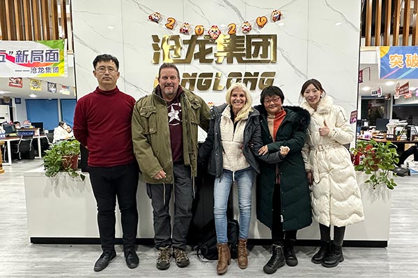 新喀里多尼亚客户