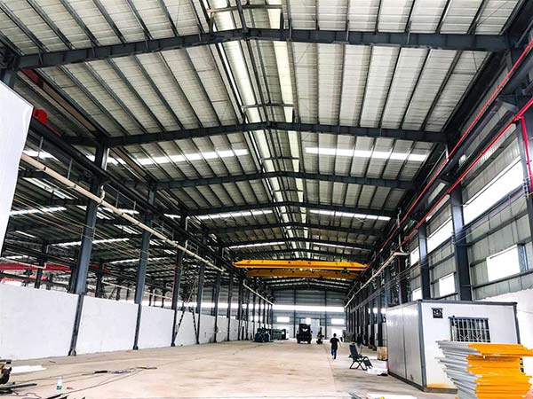起重机厂房