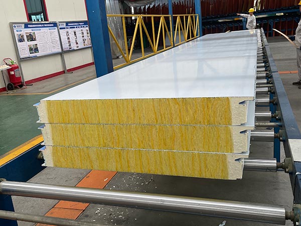 玻璃丝绵夹芯板