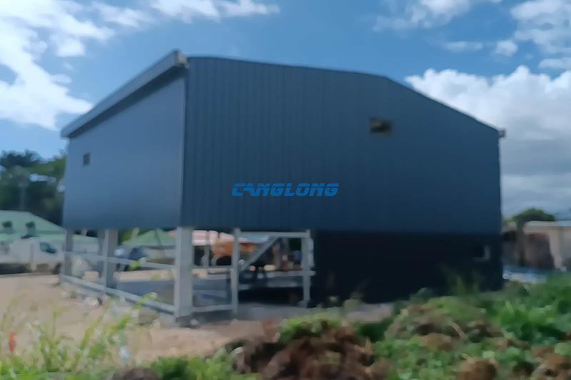 瓜德罗普夹层仓库